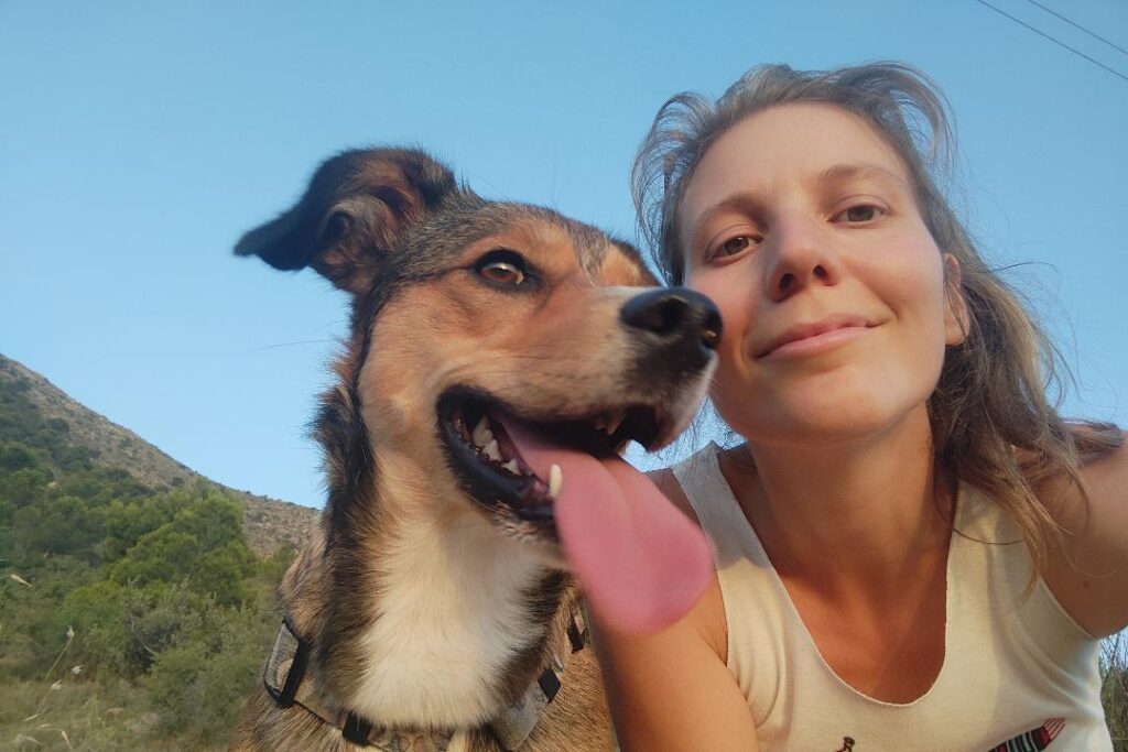 alexandra angelova and her dog